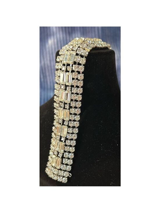 Kramer Jewelry - Women's Kramer of New York Bracelet Silver tone with rhinestones